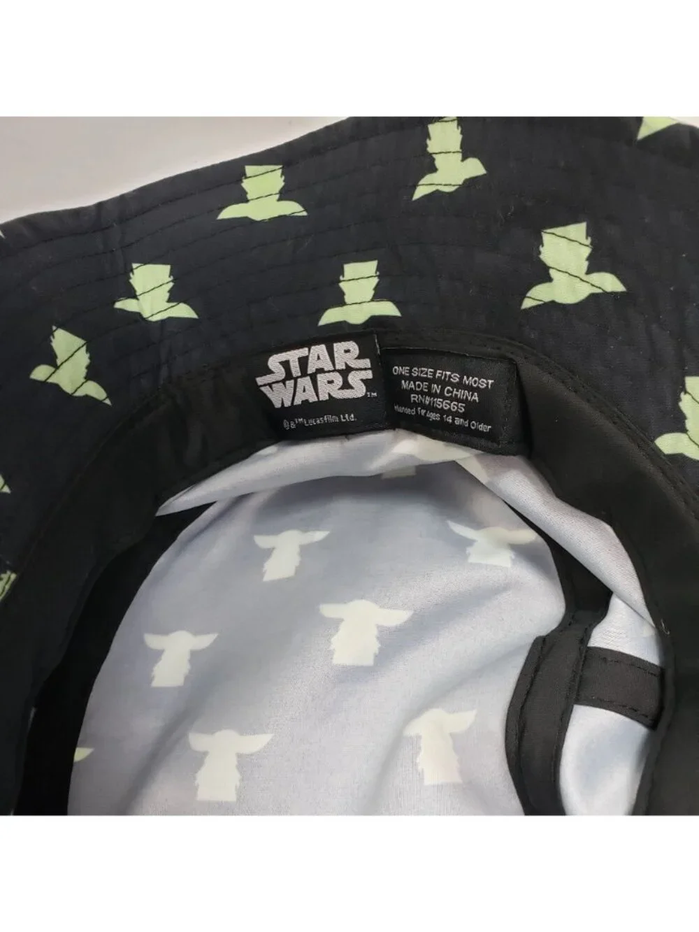 Grogu Star Wars The Mandalorian Disney Black Green Baby Yoda Bucket Hat NEW!!!